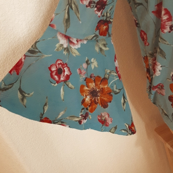 Ember Vintage Print Floral Blouse - Picture 3 of 6